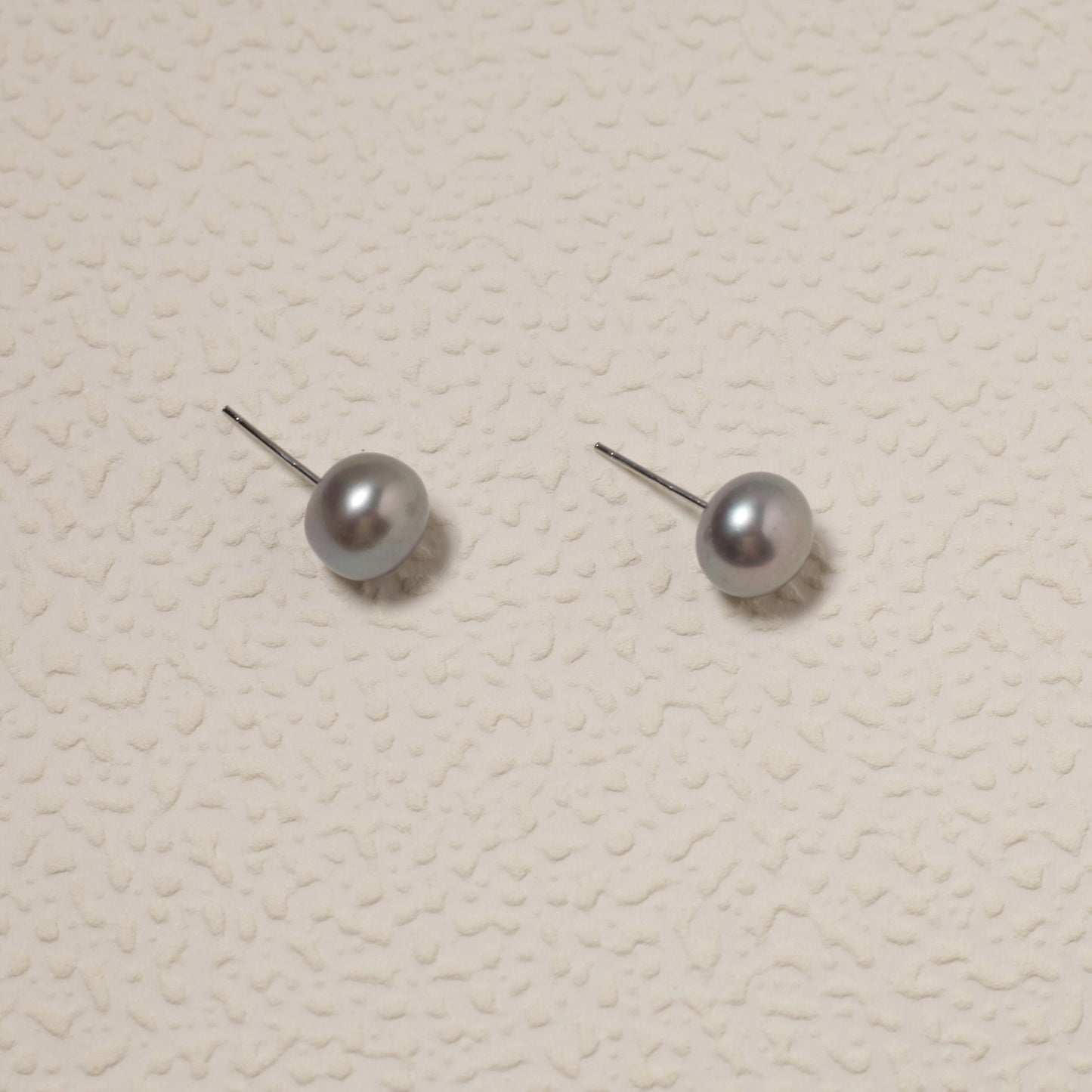 Natural Pearl Gray Earrings